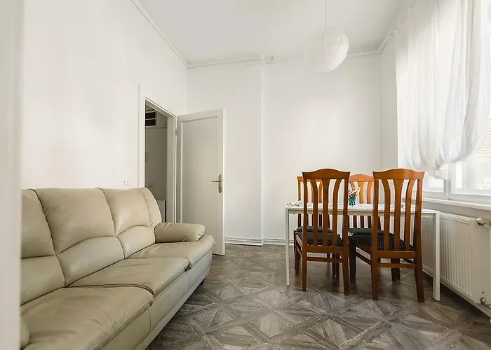 M&F Apartment